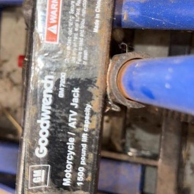 Sale Photo Thumbnail #564