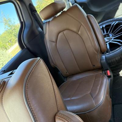 Sale Photo Thumbnail #21