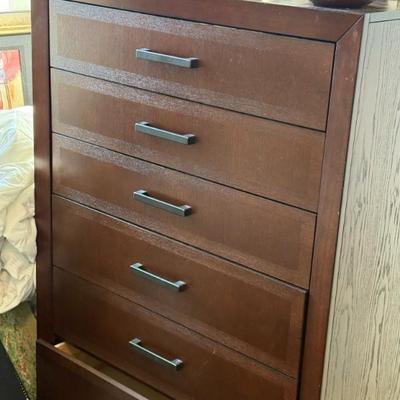 Sale Photo Thumbnail #545