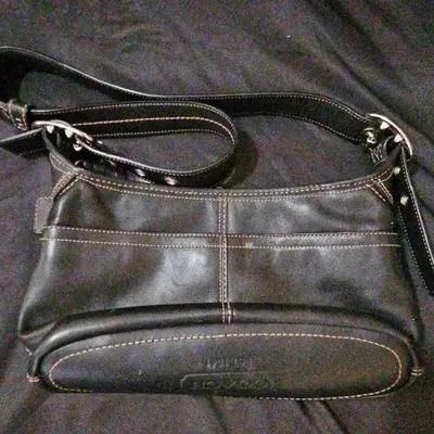 Coach Dark Brown Leather Shoulder Bag With Contrast Stitching & Front Snap Pocket