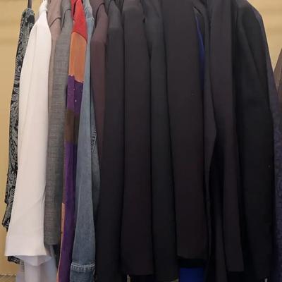 Women’s Suit Jackets & Sets in Sizes 12/14, Including Petites