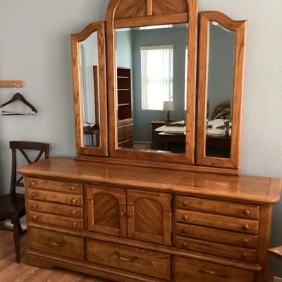 Sale Photo Thumbnail #108