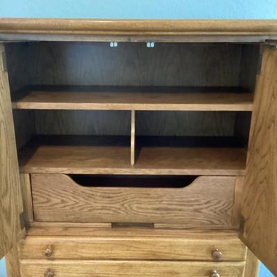 Sale Photo Thumbnail #133