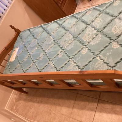 Sale Photo Thumbnail #174