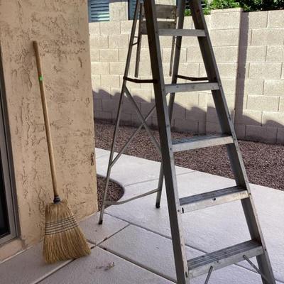 Sale Photo Thumbnail #86