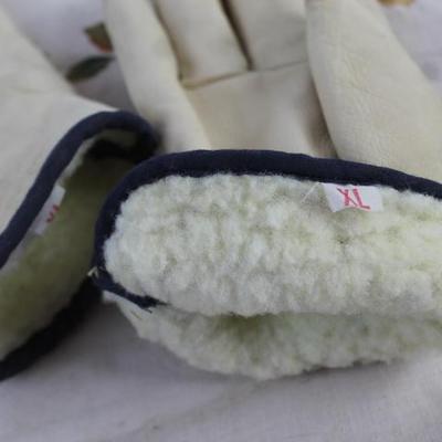 Sale Photo Thumbnail #542