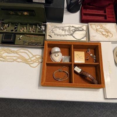 Sale Photo Thumbnail #41