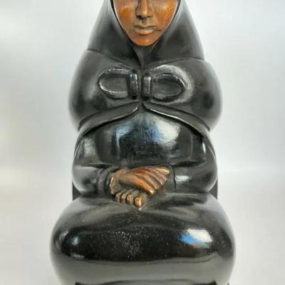 Mother And Child Sculpture 