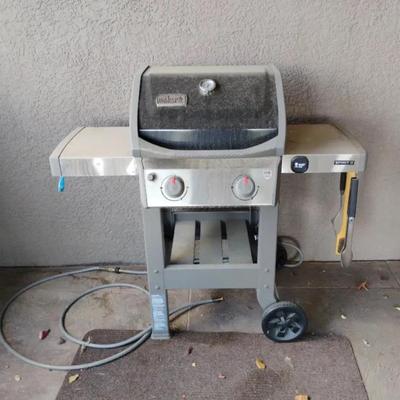 Weber Natural Gas Grill, Hose, Cover And Utensils 