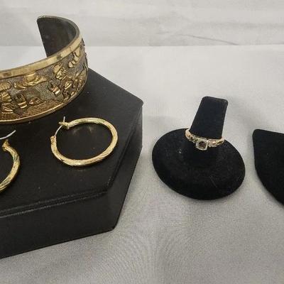 14k Gold Wedding Bands