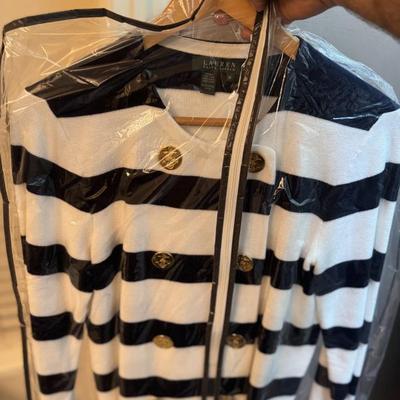 Sale Photo Thumbnail #12