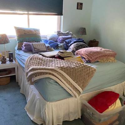 Sale Photo Thumbnail #16