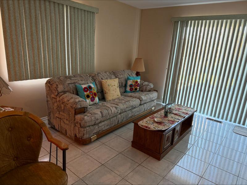 Sale Photo Thumbnail #52