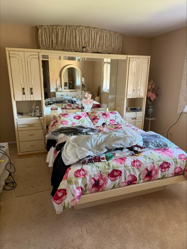 Sale Photo Thumbnail #47