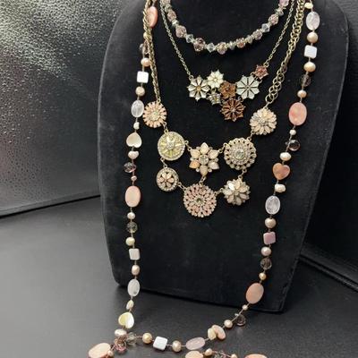 Pink Fashion Necklaces 