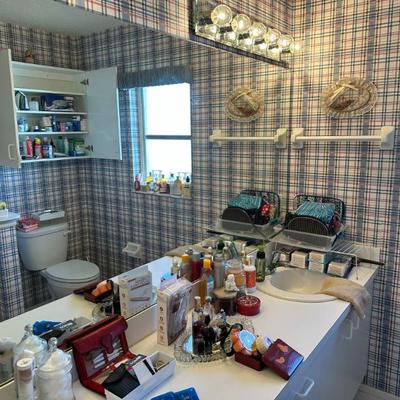 Sale Photo Thumbnail #81