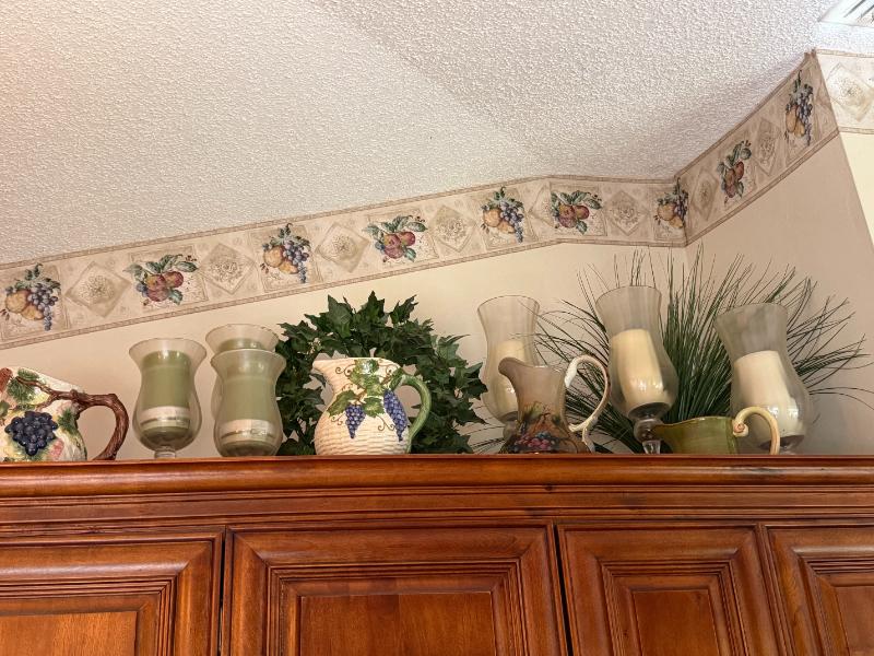 Sale Photo Thumbnail #85