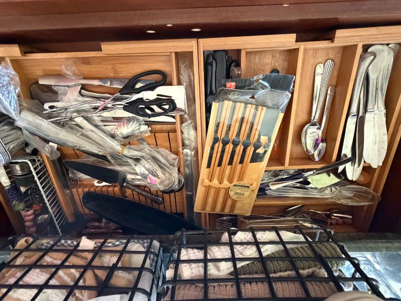 Sale Photo Thumbnail #51