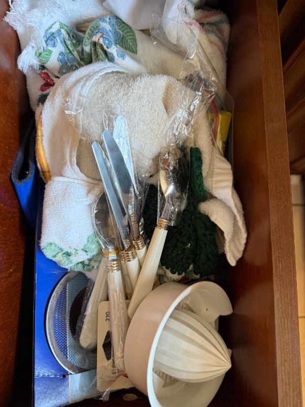 Sale Photo Thumbnail #82