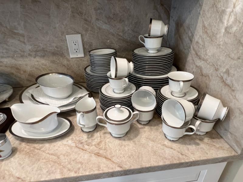 Sale Photo Thumbnail #32