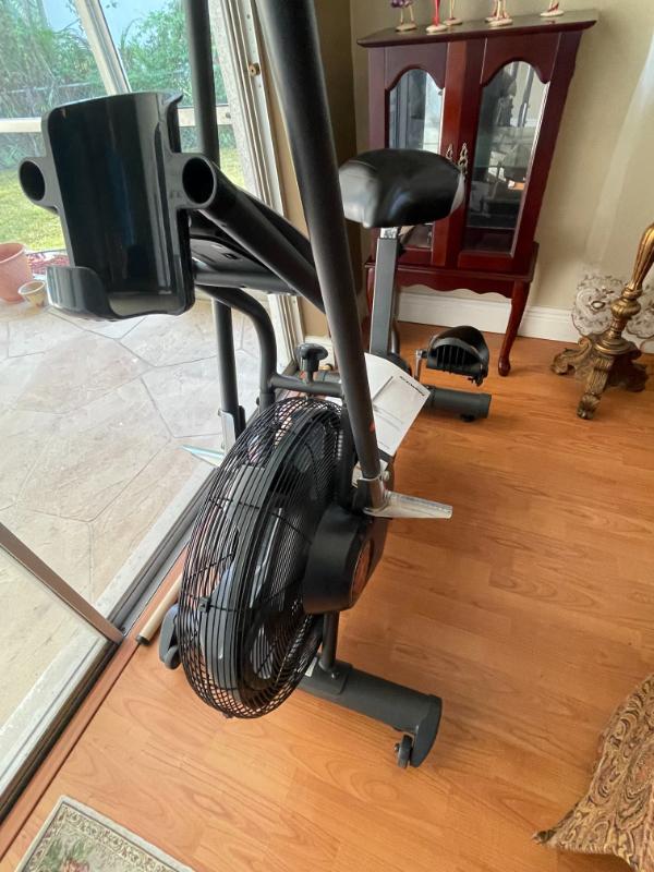 Sale Photo Thumbnail #389