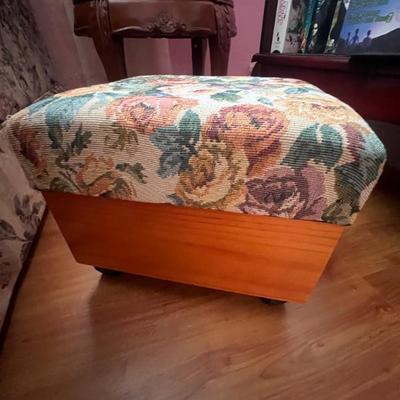 Sale Photo Thumbnail #327