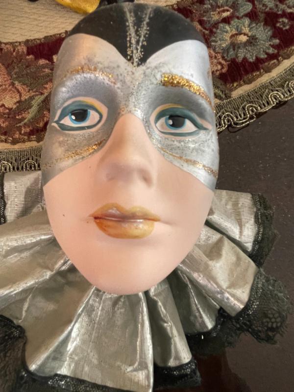 Sale Photo Thumbnail #369