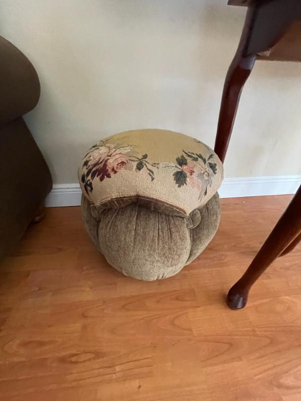 Sale Photo Thumbnail #381