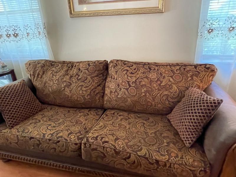 Sale Photo Thumbnail #393