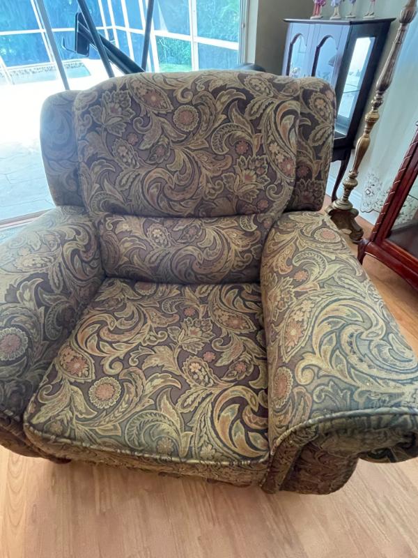 Sale Photo Thumbnail #391