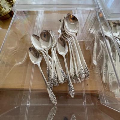 Sale Photo Thumbnail #173