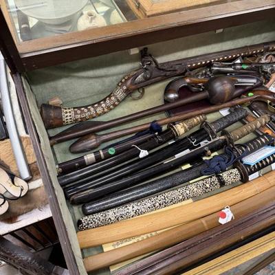 Sale Photo Thumbnail #136