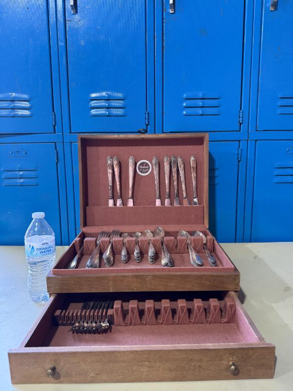 Sale Photo Thumbnail #62