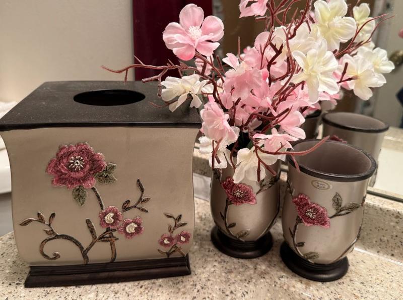 Sale Photo Thumbnail #80