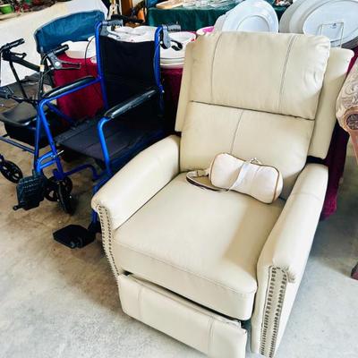 Sale Photo Thumbnail #153