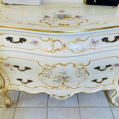 Sale Photo Thumbnail #99