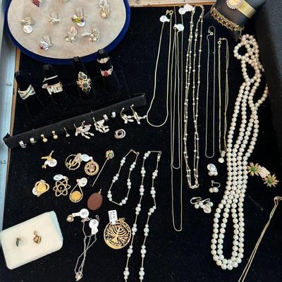 Sale Photo Thumbnail #40