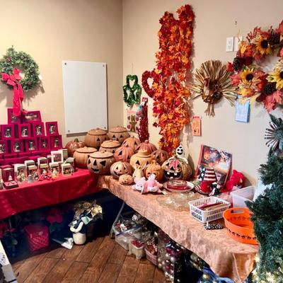 Sale Photo Thumbnail #16