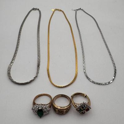 3 Chains/3 Rings - Gold Plated - Pretty