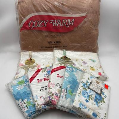 Vintage Bedding - King Blanket/Sheets/Pillowcases - NIP