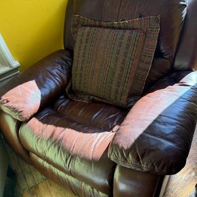 Sale Photo Thumbnail #332