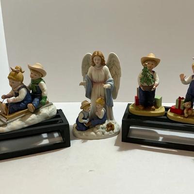 Homeco Denim Days Figurines Adorable