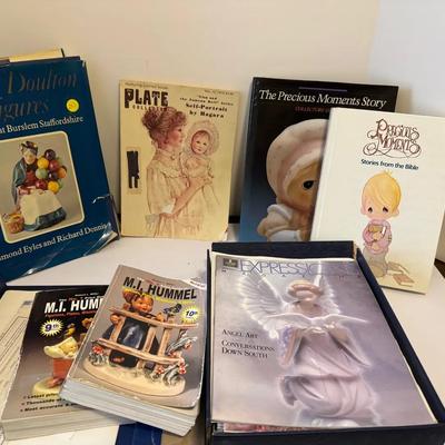 Books and magazine lot for figurine collectors