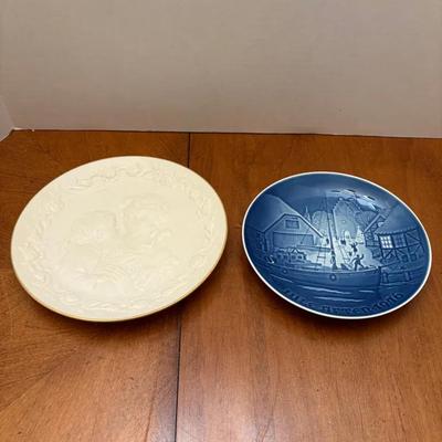 Lenox Mothers Embrace & Bing Grondahl 1976 Plate Pair