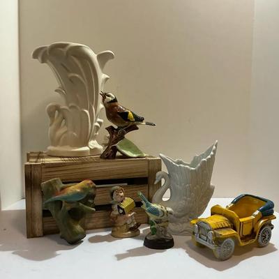 Vintage Ceramic Figurines and Planter Lot