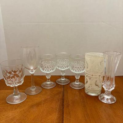 Mixed Vintage Glassware Lot, Set of 8