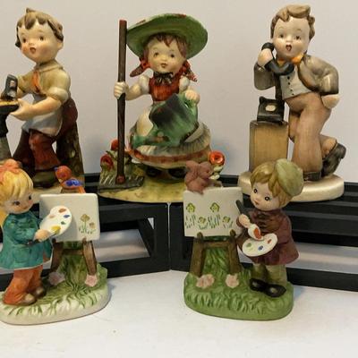 Napco Figurines Lot Of 5
