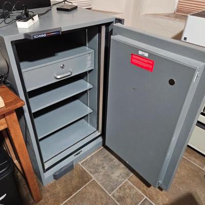 Sale Photo Thumbnail #170