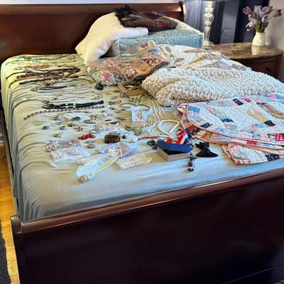 Sale Photo Thumbnail #54