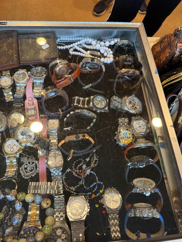 Sale Photo Thumbnail #24